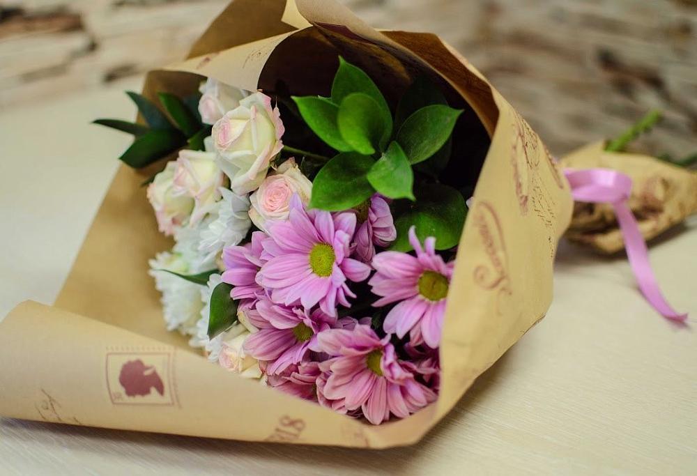 Букет цветов из: Розы и Хризантемы в Караваево Костромской области