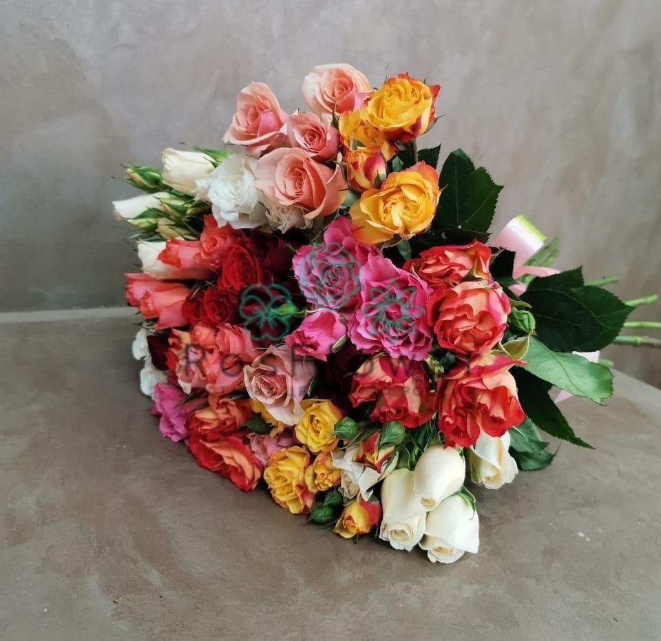 Букет цветов из: Розы в Караваево Костромской области