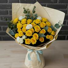 Букет цветов из:  Розы в Караваево Костромской области