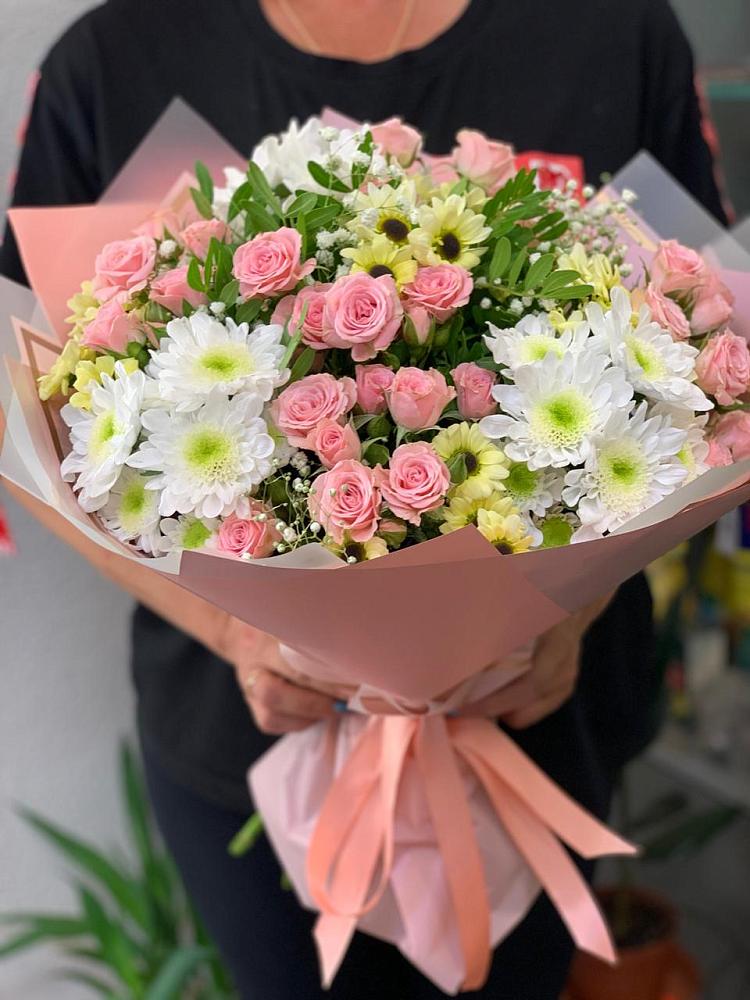 Букет цветов из: Розы и Хризантемы в Караваево Костромской области