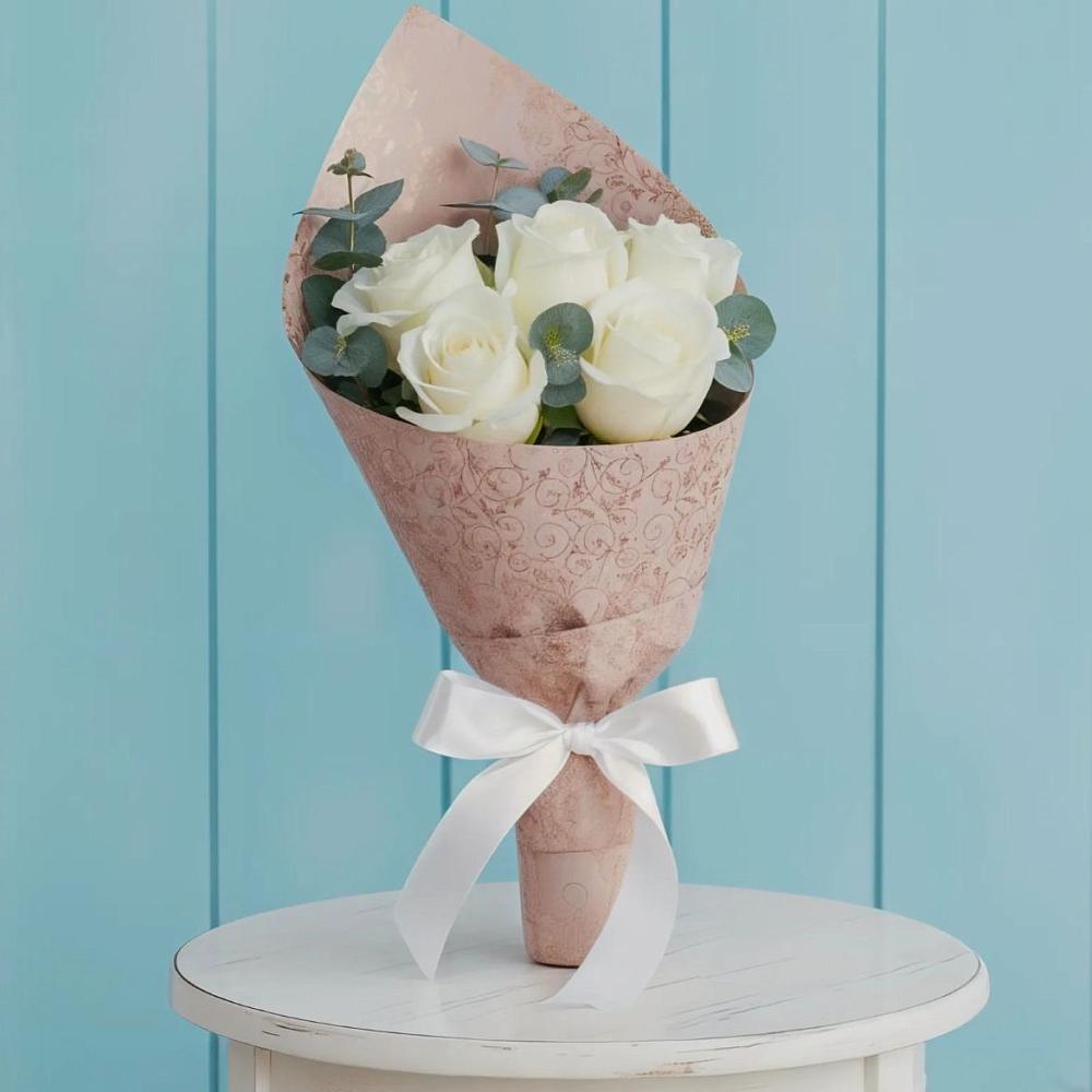 Букет цветов из: Розы в Караваево Костромской области