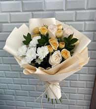 Букет цветов из:  Розы и Хризантемы в Караваево Костромской области
