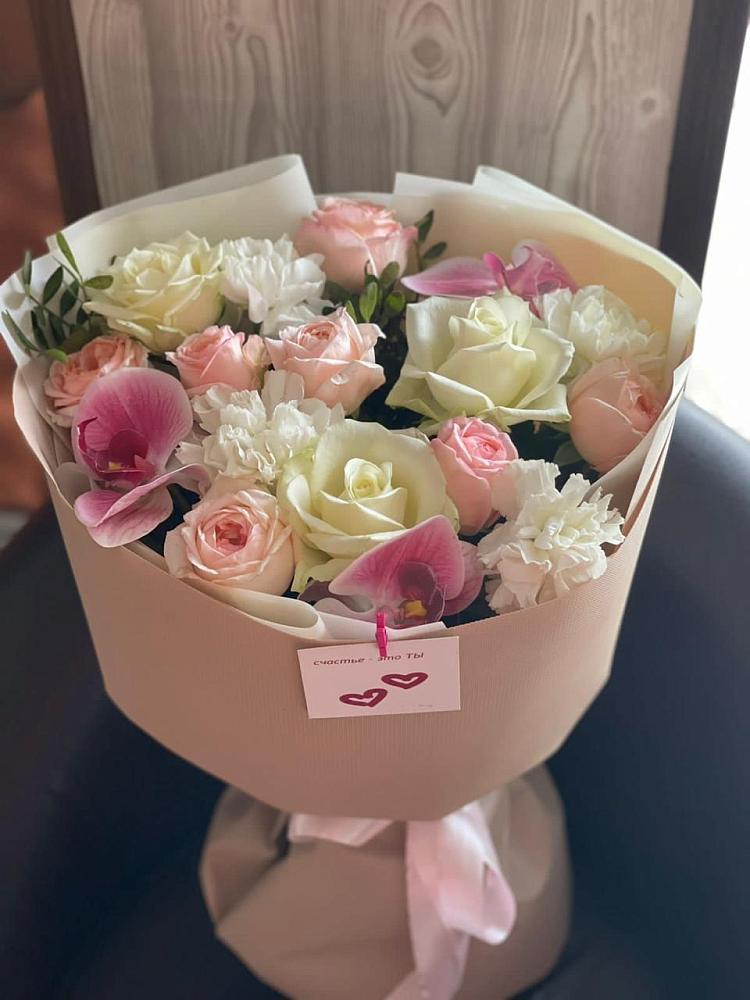 Букет цветов из: Орхидеи, Розы и Гвоздики в Караваево Костромской области