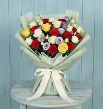 Букет цветов из:  Розы в Караваево Костромской области