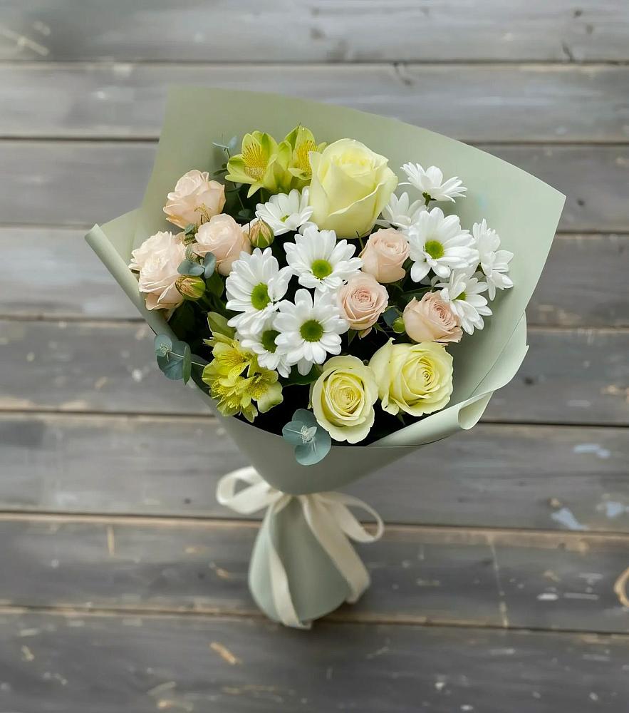 Букет цветов из: Альстромерии, Розы и Хризантемы в Караваево Костромской области