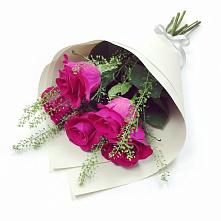 Букет цветов из:  Розы в Караваево Костромской области