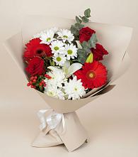 Букет цветов из:  Розы, Хризантемы, Герберы и Лилии в Караваево Костромской области