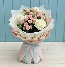 Букет цветов из:  Розы в Караваево Костромской области