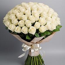 Букет 101 беля роза Белоснежка в Караваево Костромской области