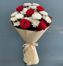 Букет цветов из:  Розы и Хризантемы в Караваево Костромской области