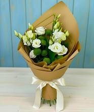 Букет цветов из:  Хризантемы и Лизиантусы в Караваево Костромской области