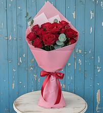 Букет цветов из:  Розы в Караваево Костромской области