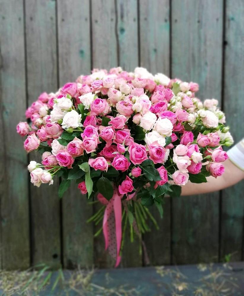 Букет Розовые кустовые розы Натали и Лав Лидия в Караваево Костромской области