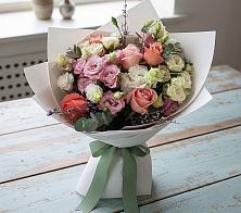 Букет цветов из:  Розы, Лизиантусы и Гвоздики в Караваево Костромской области