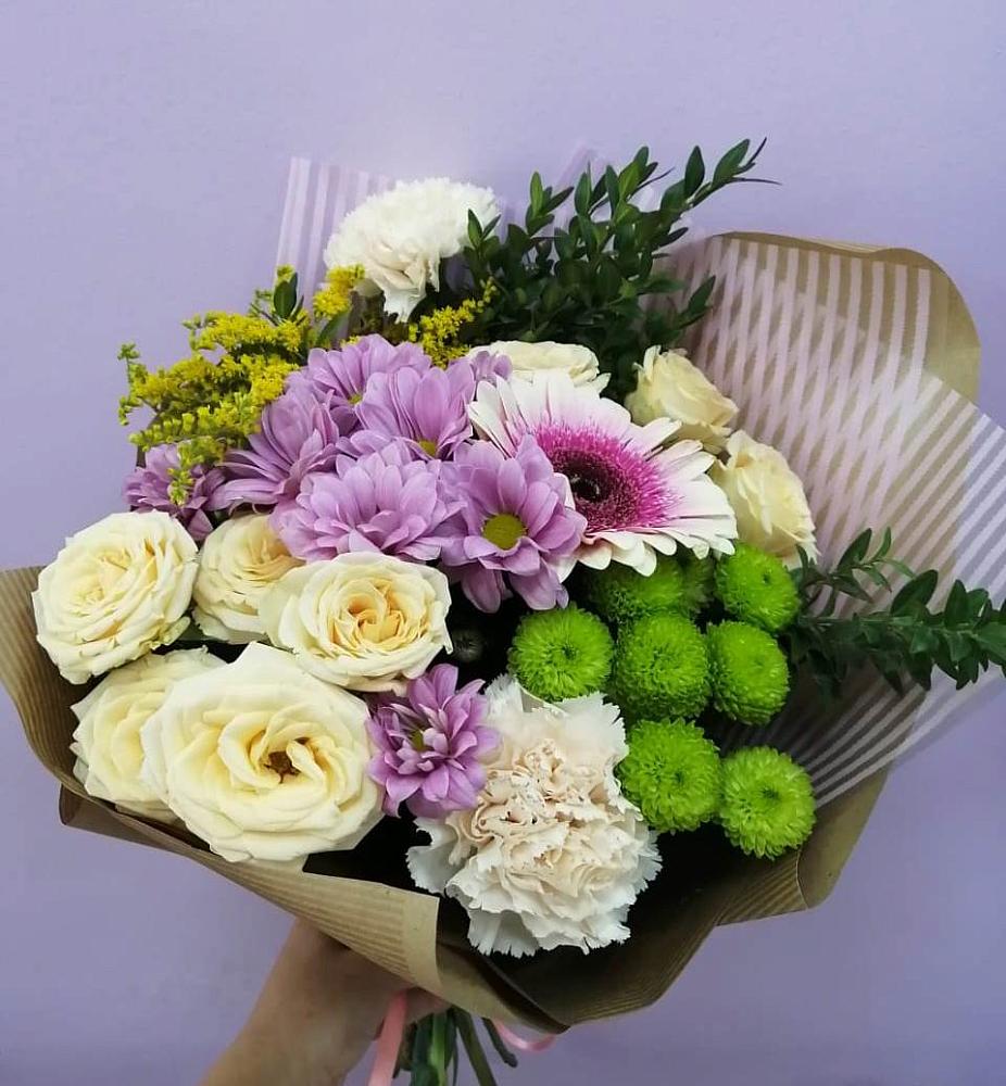 Букет цветов из: Хризантемы, Розы, Гвоздики и Герберы в Караваево Костромской области