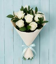 Букет цветов из:  Розы в Караваево Костромской области