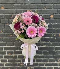 Букет цветов из:  Герберы и Хризантемы в Караваево Костромской области
