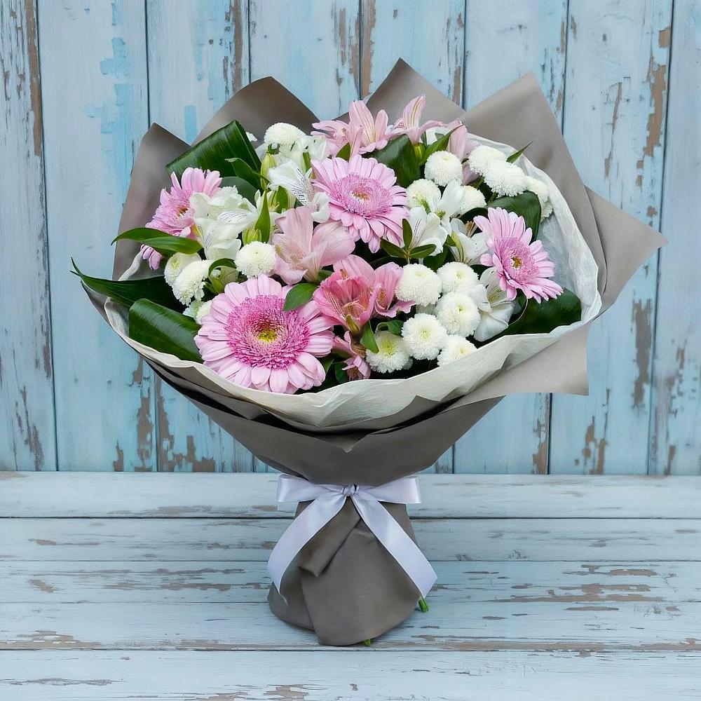 Букет цветов из: Герберы, Альстромерии и Хризантемы в Караваево Костромской области
