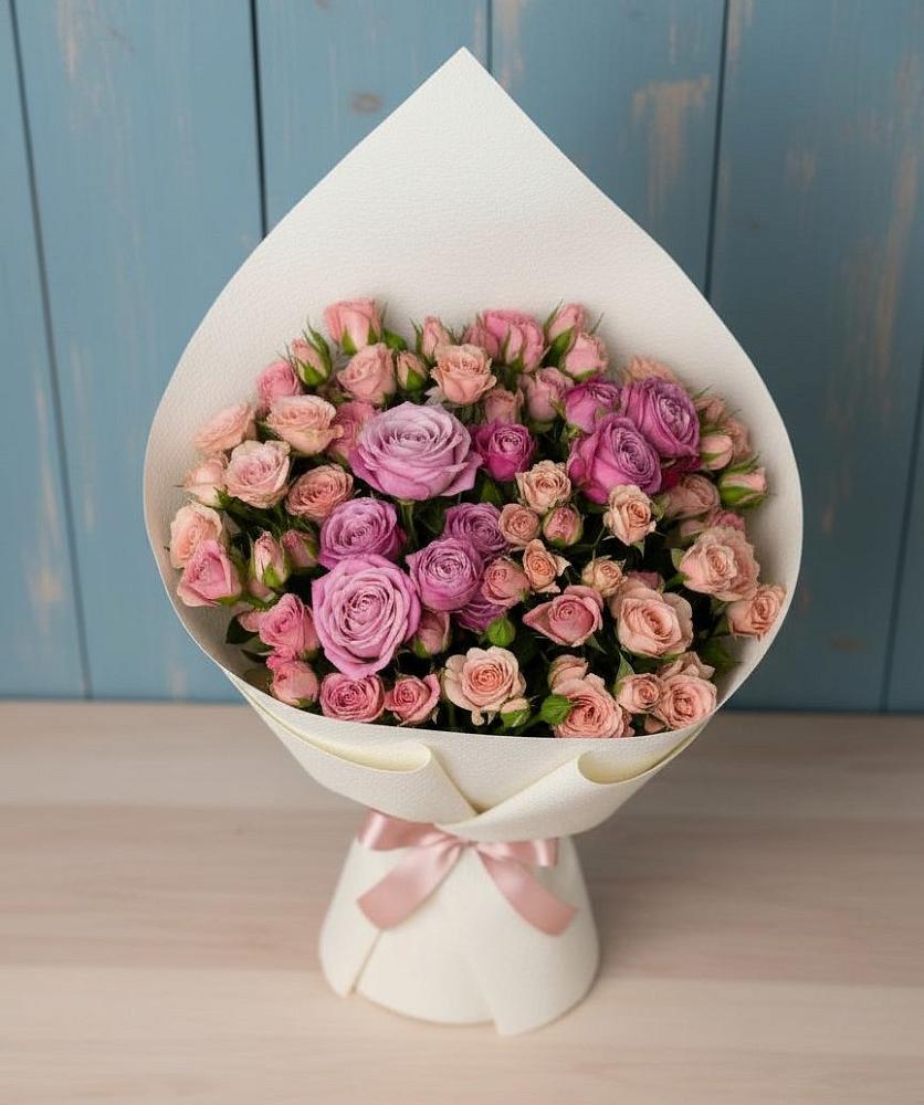 Букет цветов из: Розы в Караваево Костромской области