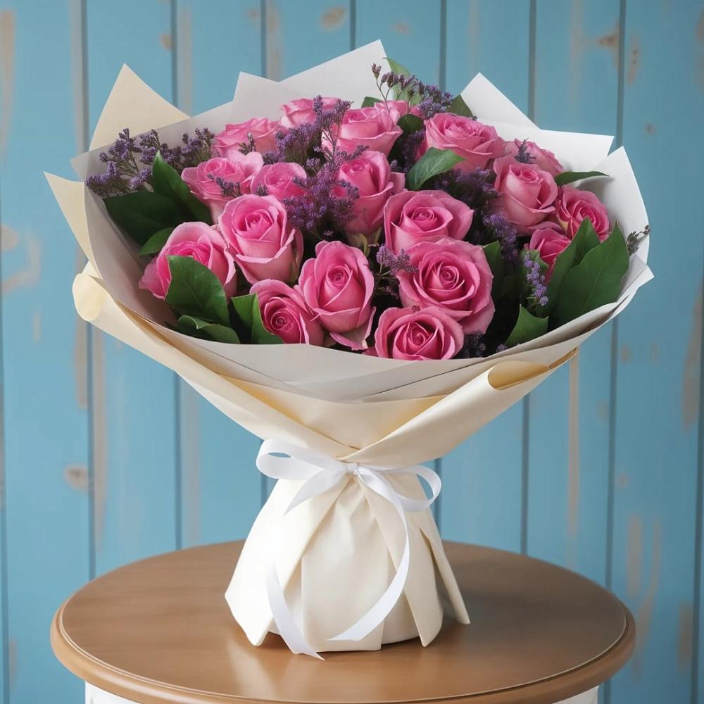 Букет цветов из: Розы в Караваево Костромской области