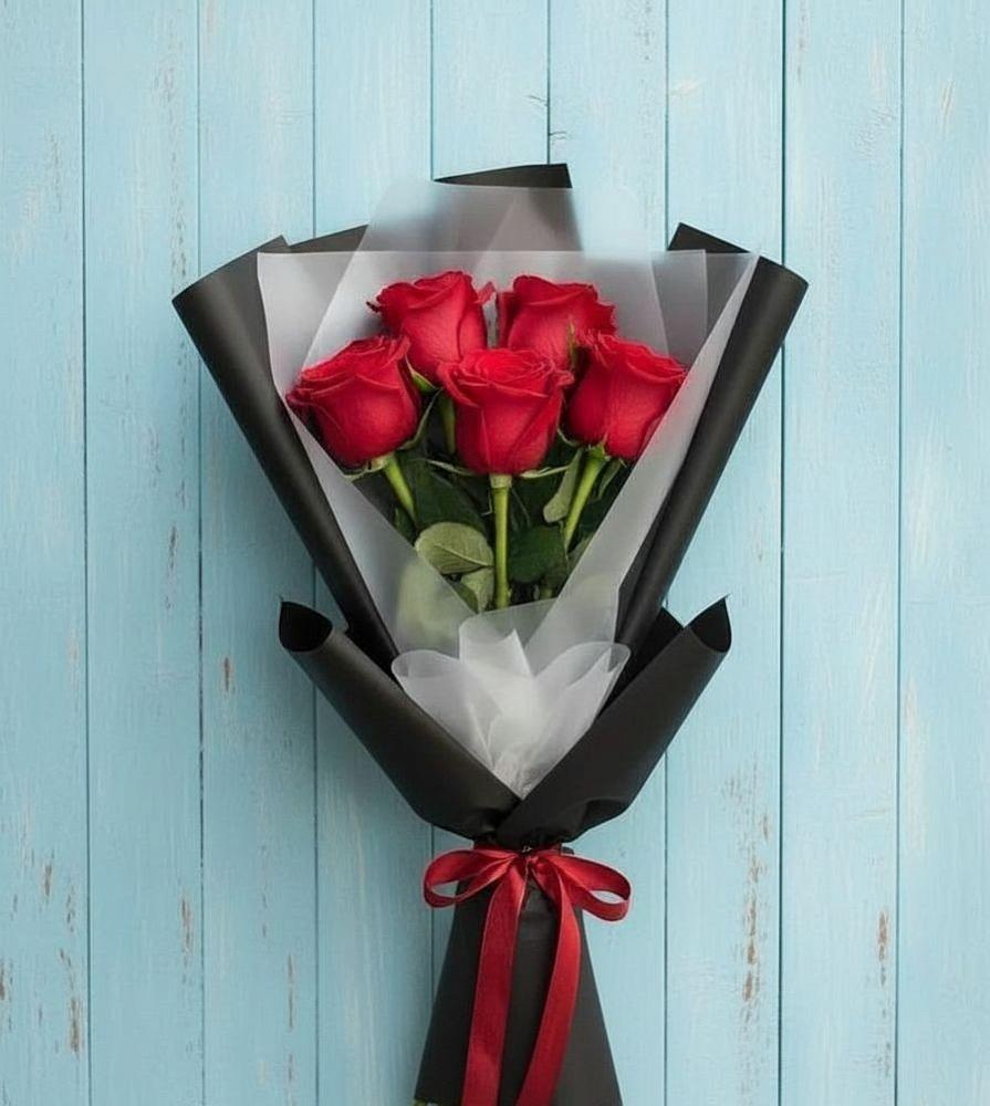 Букет цветов из: Розы в Караваево Костромской области