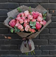 Букет цветов из:  Розы в Караваево Костромской области